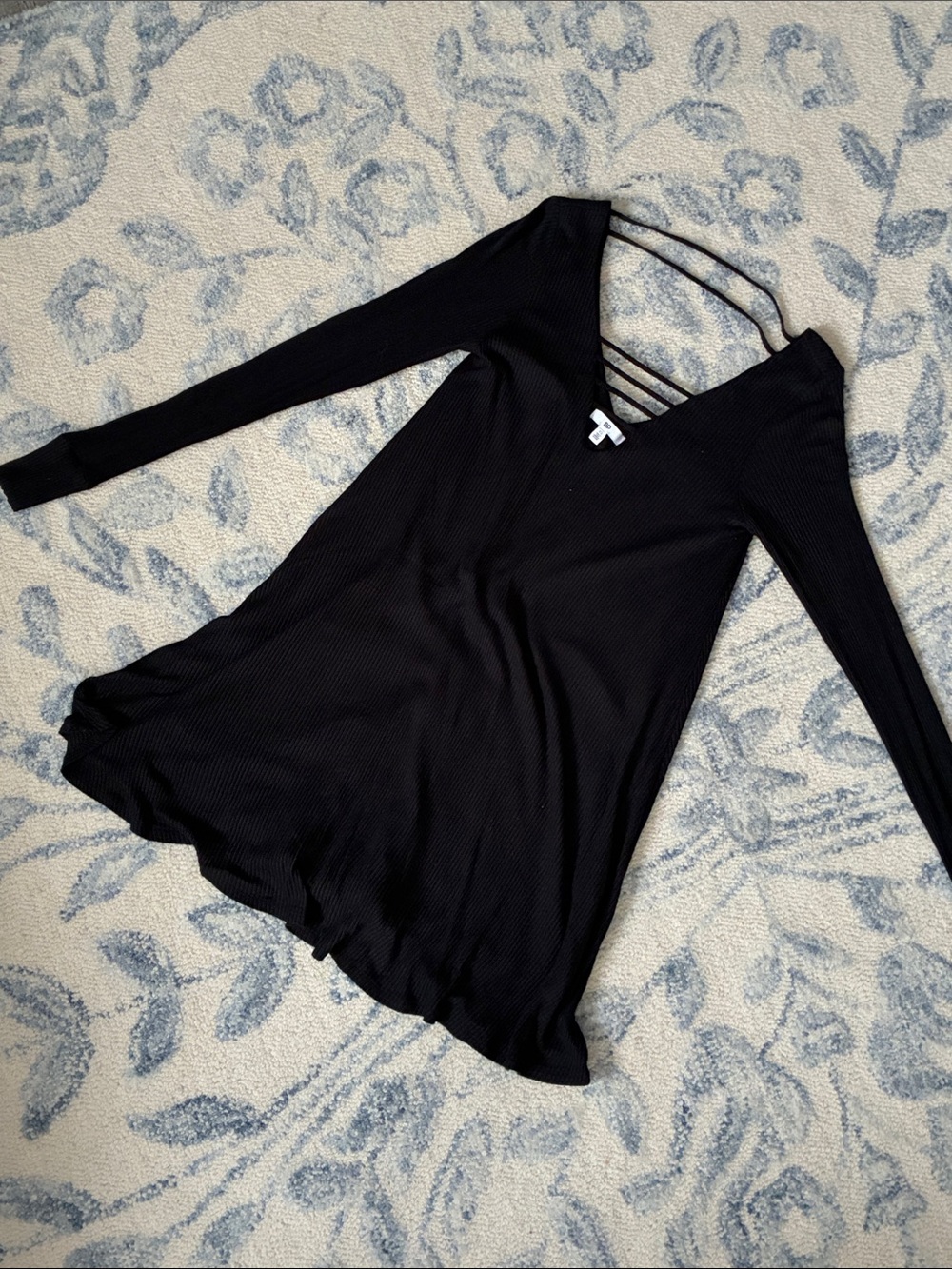 bp Black Long-Sleeve Strappy Back Women's Skater Dress —- Size: Small